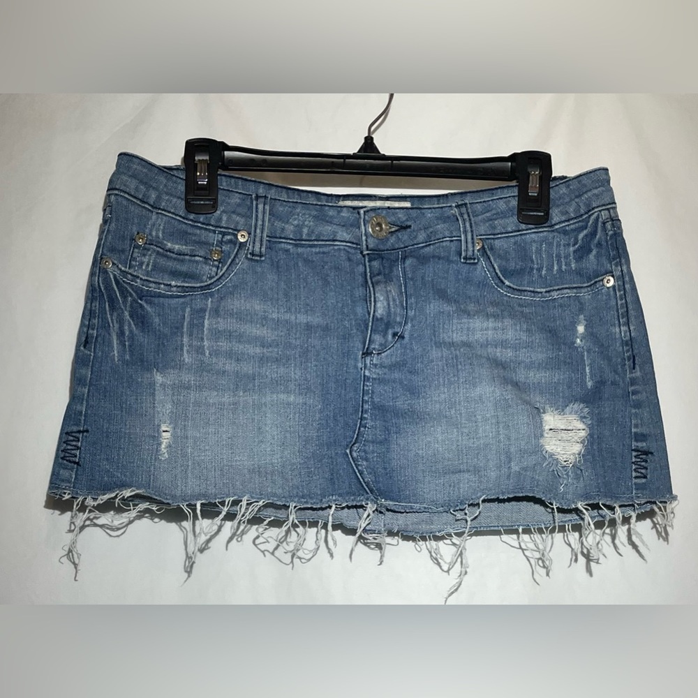 Retro/Y2K - Lazer Jeans distressed denim mini skirt - juniors size 11